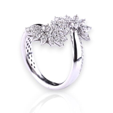 0,75 Karat Fantezi Pırlanta Yüzük E/F Renk