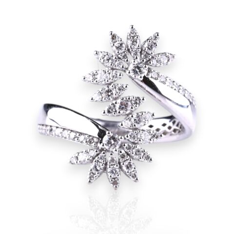 0,75 Karat Fantezi Pırlanta Yüzük E/F Renk