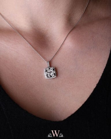 1,57 Karat Pırlanta Kenar Taşlı Magic Yüzük