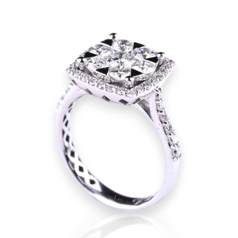 1,57 Karat Pırlanta Kenar Taşlı Magic Yüzük