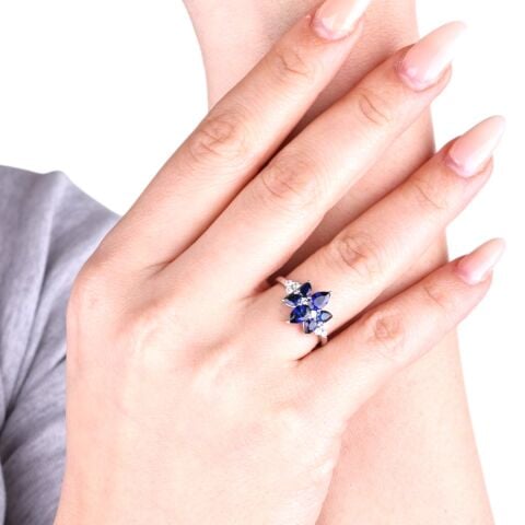 1,92 Karat Pırlantalı Safir Yüzük E F Renk
