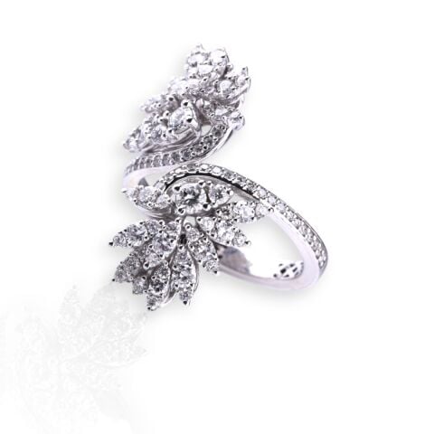 1,20 Karat Fantezi Pırlanta Yüzük E/F Renk IDL Sertifika