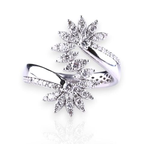 0,75 Karat Fantezi Pırlanta Yüzük E/F Renk