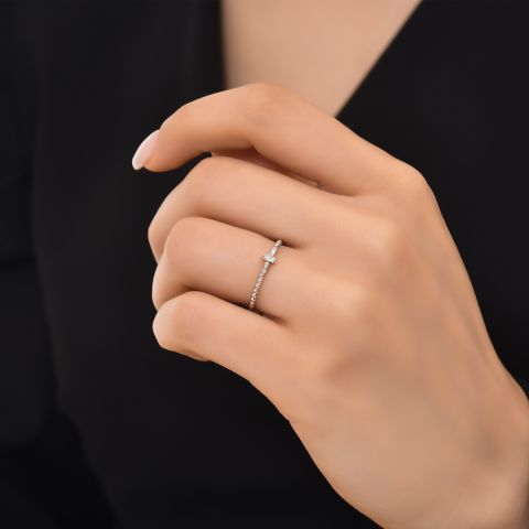 0,09 Karat Minimal Pırlanta Yüzük E Renk