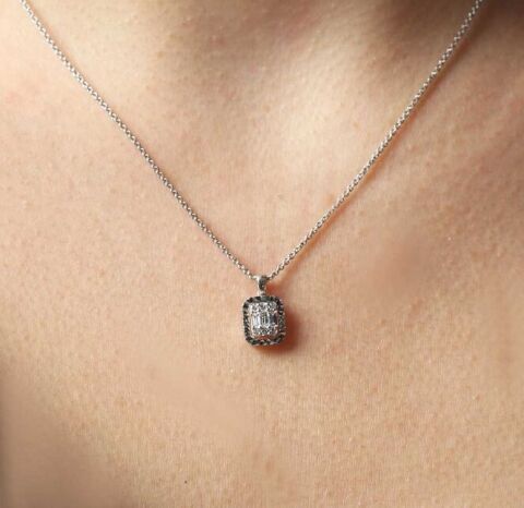 0,21 Karat Baget Pırlanta Kolye E F Renk IDL Sertifika