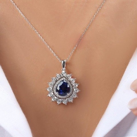 0.23 Karat Pırlanta 1.83 Karat Safir Kolye  F Renk